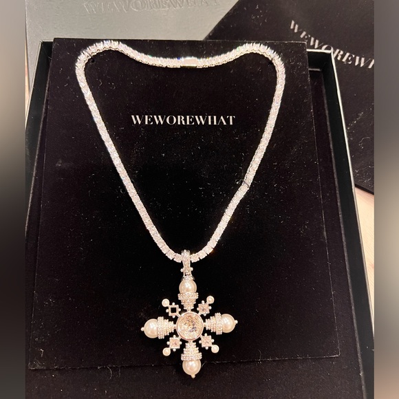 BNIB WeWoreWhat Pave Pendant On Crystal Chain Necklace Silver Plating - Picture 3 of 6